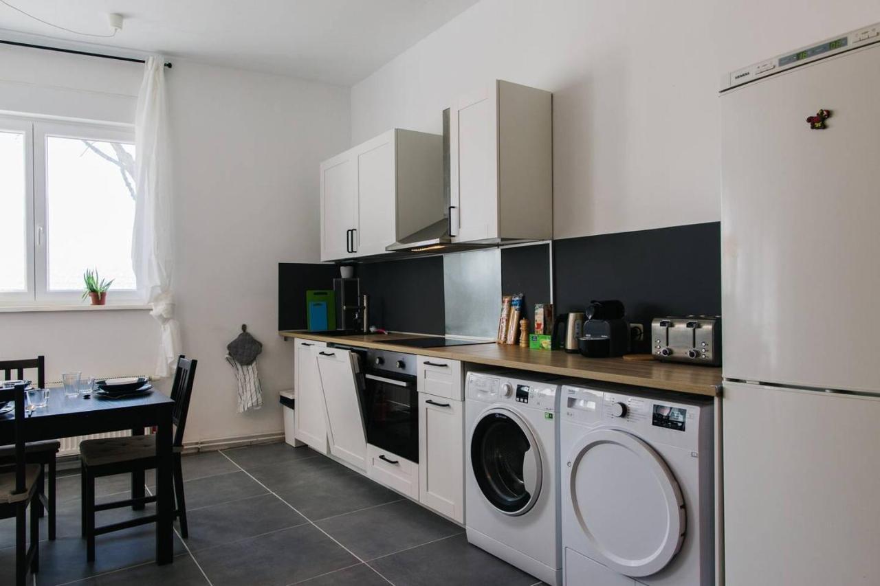 Apartment With 3 Bedroom +1.5 Bthrm +A/C In Prenzlauer Berg Berlijn Buitenkant foto