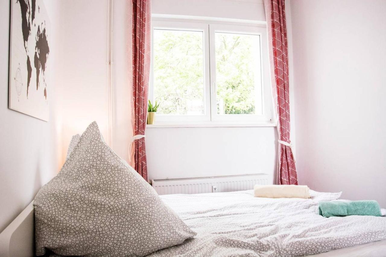 Apartment With 3 Bedroom +1.5 Bthrm +A/C In Prenzlauer Berg Berlijn Buitenkant foto