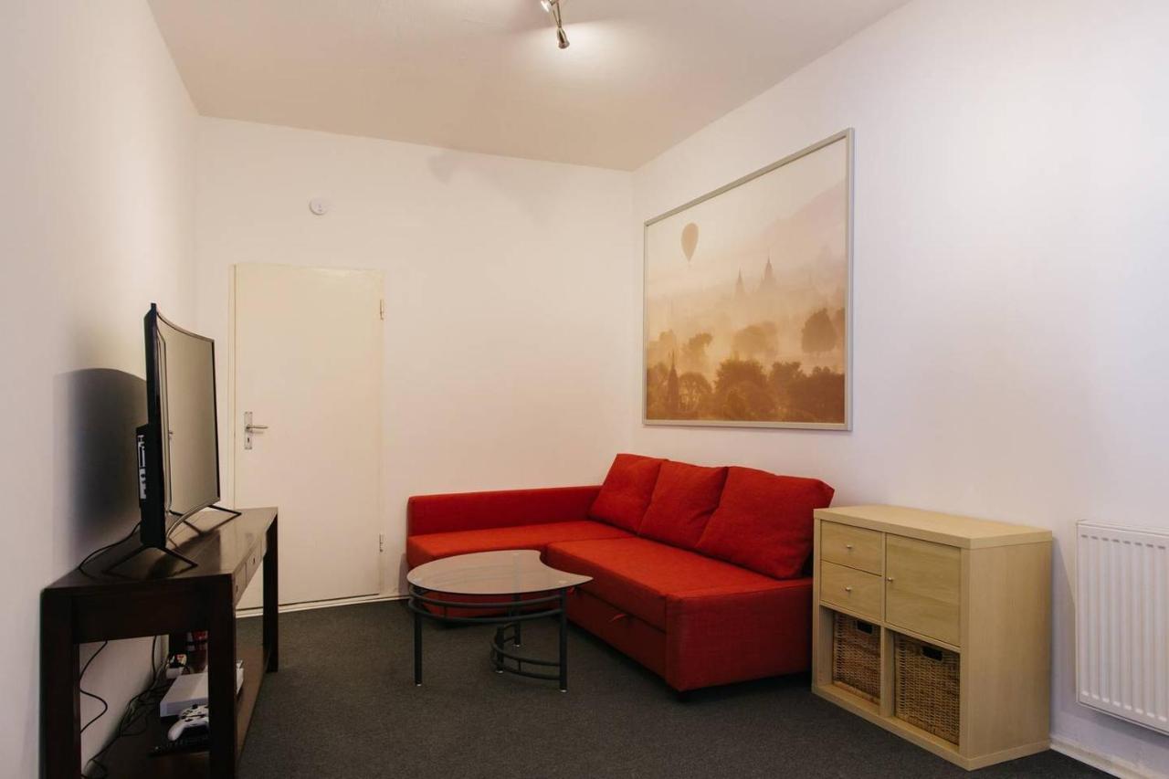 Apartment With 3 Bedroom +1.5 Bthrm +A/C In Prenzlauer Berg Berlijn Buitenkant foto