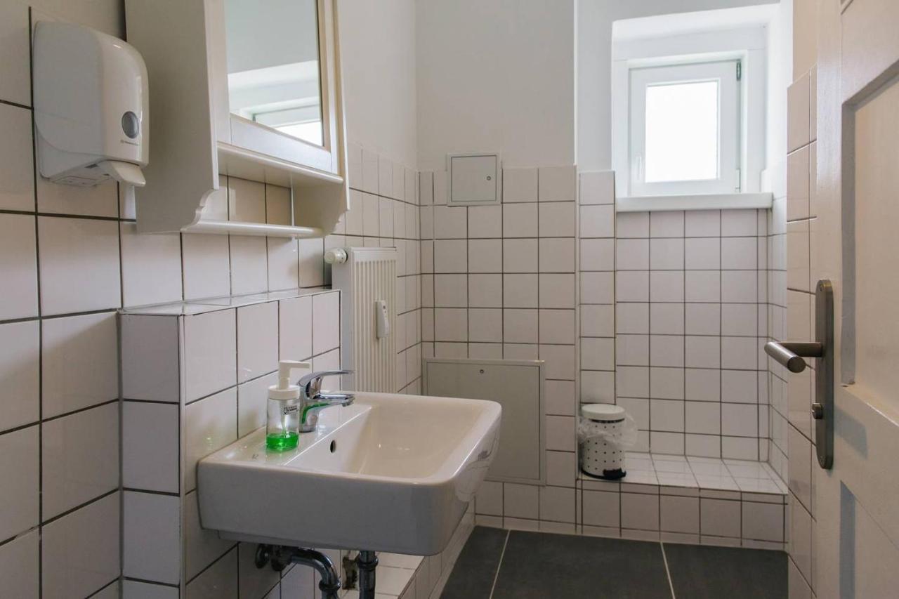 Apartment With 3 Bedroom +1.5 Bthrm +A/C In Prenzlauer Berg Berlijn Buitenkant foto